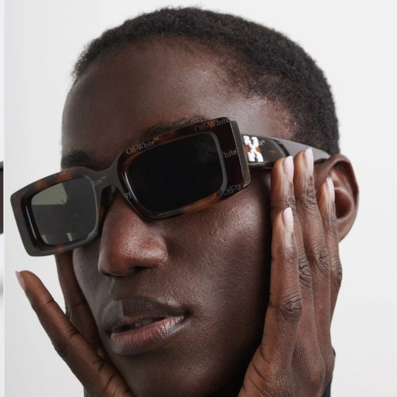 Off-White Accessories - OFF-WHITE Arthur Sunglasses